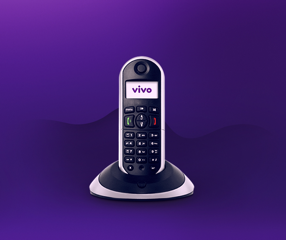 Foto de um telefone fixo. No visor, lê-se "Vivo".